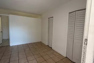 4051 N Dixie Hwy, Oakland Park, FL 33334 - Photo 3
