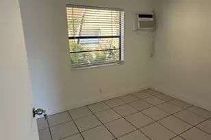 4051 N Dixie Hwy, Oakland Park, FL 33334 - Photo 5