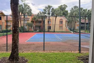 998 Coral Club Dr, Coral Springs, FL 33071 - Photo 17
