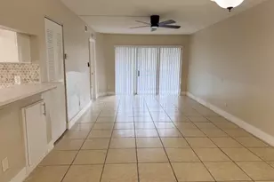 998 Coral Club Dr, Coral Springs, FL 33071 - Photo 5