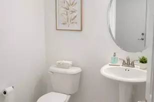 19105 NE 8th Ct, Miami, FL 33179 - Photo 7