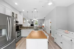 2445 NE 14th St, Pompano Beach, FL 33062 - Photo 5