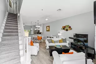 2445 NE 14th St, Pompano Beach, FL 33062 - Photo 17