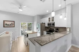 2445 NE 14th St, Pompano Beach, FL 33062 - Photo 3