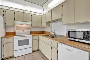 617 Banks Rd, Margate, FL 33063 - Photo 5