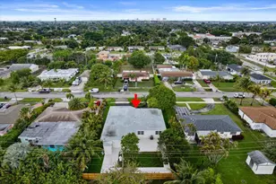 426 Bayberry Dr, West Palm Beach, FL 33403 - Photo 39
