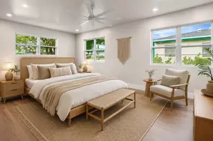 426 Bayberry Dr, West Palm Beach, FL 33403 - Photo 3
