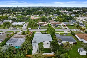 426 Bayberry Dr, West Palm Beach, FL 33403 - Photo 37