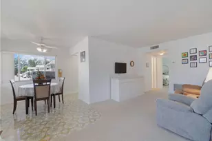 2840 Cynthia Ln, Lake Worth Beach, FL 33461 - Photo 5