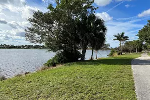 2840 Cynthia Ln, Lake Worth Beach, FL 33461 - Photo 39