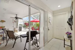 10102 Chapman Oak Ct, Palm Beach Gardens, FL 33410 - Photo 7