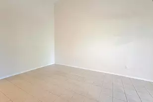 2400 E Aragon Blvd, Sunrise, FL 33313 - Photo 19