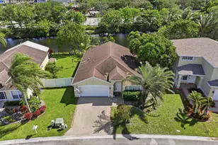 1724 Sawgrass Cir, Greenacres, FL 33413 - Photo 1