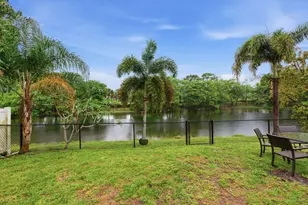 1724 Sawgrass Cir, Greenacres, FL 33413 - Photo 25