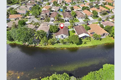 1724 Sawgrass Circle, Greenacres, FL 33413 - Photo 25