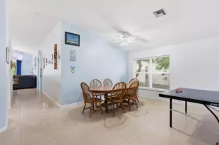 1724 Sawgrass Cir, Greenacres, FL 33413 - Photo 9