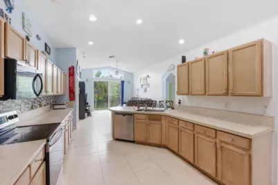 1724 Sawgrass Circle, Greenacres, FL 33413 - Photo 5