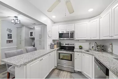 5883 La Paseos Drive #D-2, Greenacres, FL 33463 - Photo 9