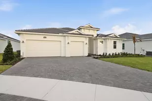 8353 SW Puccini Wy, Port Saint Lucie, FL 34987 - Photo 3
