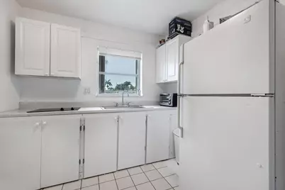 2739 Dudley Drive W #C, West Palm Beach, FL 33415 - Photo 5