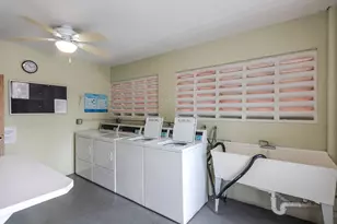 2739 Dudley Dr W, West Palm Beach, FL 33415 - Photo 15