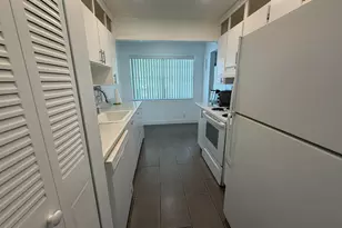 8105 NW 61st St, Tamarac, FL 33321 - Photo 19