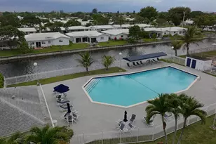 8105 NW 61st St, Tamarac, FL 33321 - Photo 11