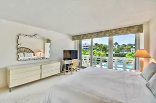 100 Sunrise Ave, Palm Beach, FL 33480 - Photo 9