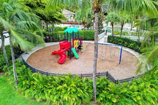 10337 Trianon Pl, Wellington, FL 33449 - Photo 87