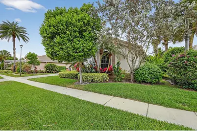 10337 Trianon Place, Wellington, FL 33449 - Photo 3
