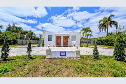407 NW 7th Street, Boynton Beach, FL 33426 - Photo 1