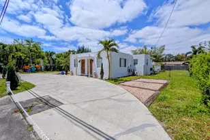 407 NW 7th St, Boynton Beach, FL 33426 - Photo 3