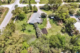 5209 Coconut Blvd, The Acreage, FL 33411 - Photo 9