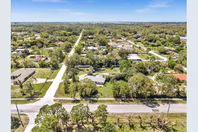 5209 Coconut Boulevard, The Acreage, FL 33411 - Photo 5