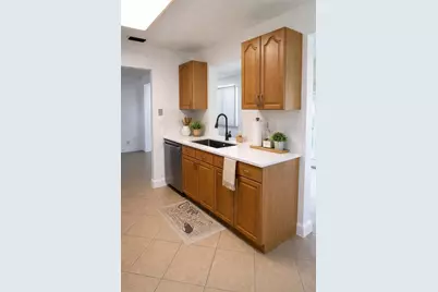 1902 SW 22nd Avenue, Boynton Beach, FL 33426 - Photo 11