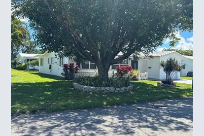 1902 SW 22nd Avenue, Boynton Beach, FL 33426 - Photo 7