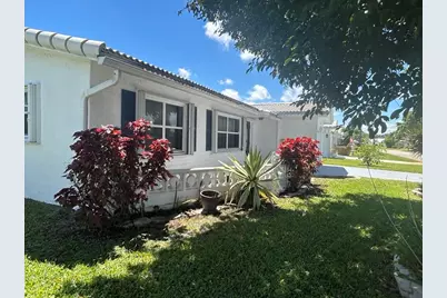 1902 SW 22nd Avenue, Boynton Beach, FL 33426 - Photo 3