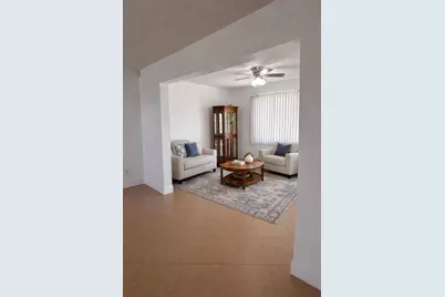 1902 SW 22nd Avenue, Boynton Beach, FL 33426 - Photo 9