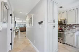 842 SE 19th Ave, Deerfield Beach, FL 33441 - Photo 5