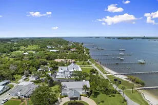 2529 N Indian River Dr, Fort Pierce, FL 34946 - Photo 25