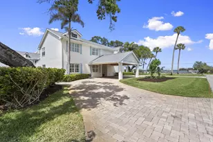 2529 N Indian River Dr, Fort Pierce, FL 34946 - Photo 33