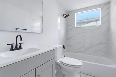 1015 NE 17th Avenue #102, Fort Lauderdale, FL 33304 - Photo 11