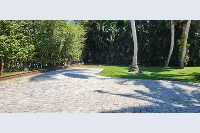 1066 SE St Lucie Boulevard, Stuart, FL 34996 - Photo 31