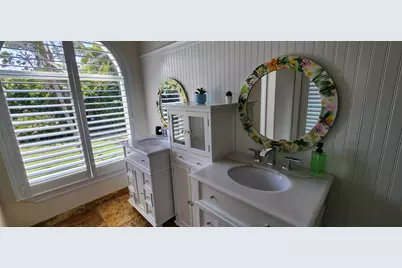 1066 SE St Lucie Boulevard, Stuart, FL 34996 - Photo 13
