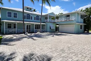 1066 SE St Lucie Blvd, Stuart, FL 34996 - Photo 3