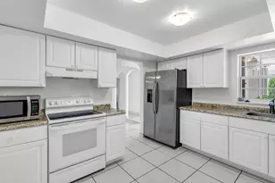 5320 NW 31st St, Margate, FL 33063 - Photo 9