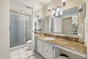 5440 N Ocean Dr, Riviera Beach, FL 33404 - Photo 15
