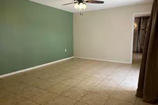 1014 10th Ln, Greenacres, FL 33463 - Photo 9