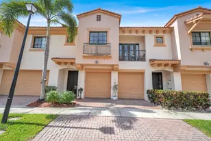 4742 Grand Cypress Cir N, Coconut Creek, FL 33073 - Photo 3