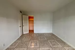 232 NE 12th Ave, Hallandale Beach, FL 33009 - Photo 9